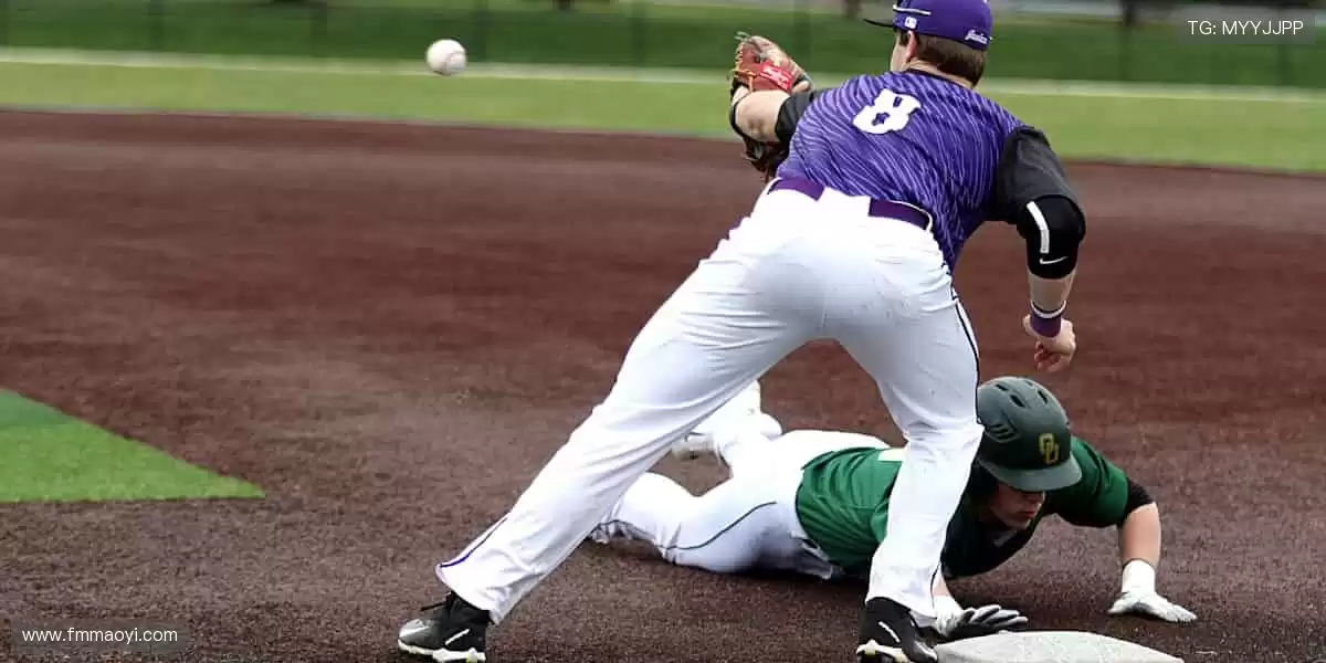 弹幕狂欢,边看边聊!💬 独家解说 + 实时数据,打造沉浸式观赛体验!